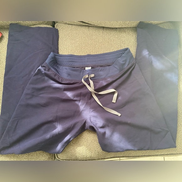 Figs Basic Scrub Pants - Picture 2 of 5